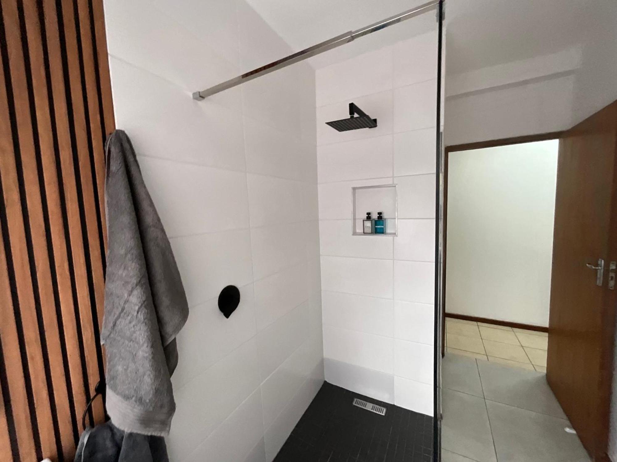 Bloudam Wilderness Apartment Luaran gambar